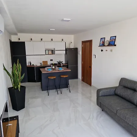 Sea View New Penthouse Terrace & Garage Parking St. Paul's Bay