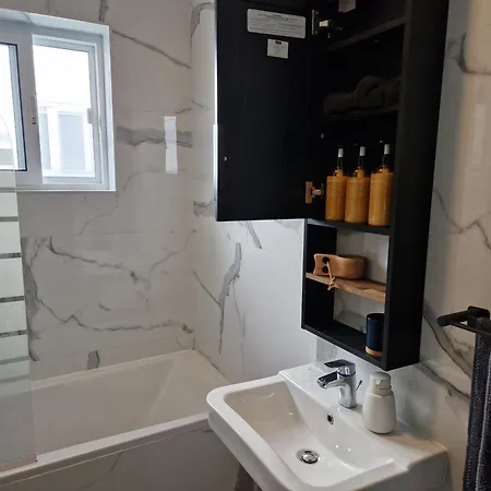 Sea View New Penthouse Terrace & Garage Parking St. Paul's Bay