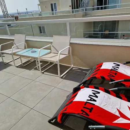 Sea View New Penthouse Terrace & Garage Parking