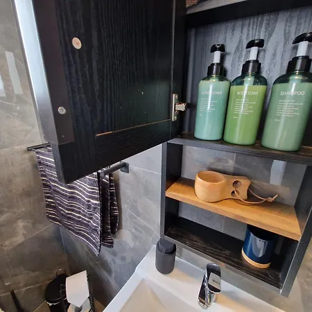 Sea View New Penthouse Terrace & Garage Parking דירה *