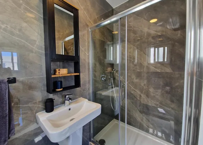 Sea View New Penthouse Terrace & Garage Parking Apartamento *