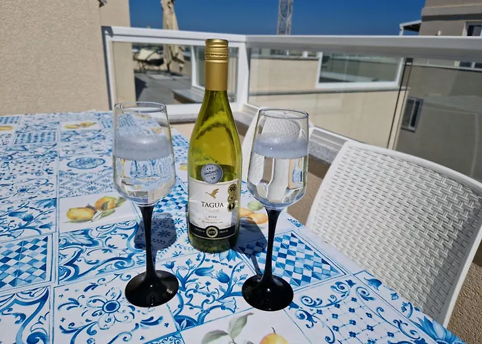 Sea View New Penthouse Terrace & Garage Parking St. Paul's Bay