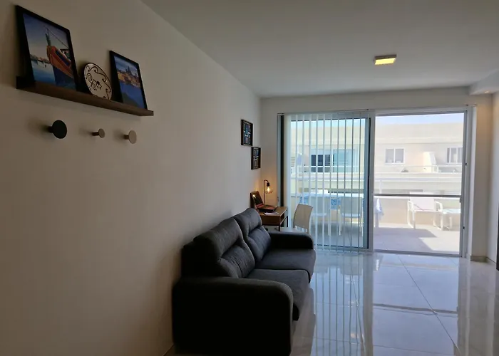 Sea View New Penthouse Terrace & Garage Parking St. Paul's Bay