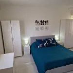 Sea View New Penthouse Terrace & Garage Parking Apartamento St. Paul's Bay