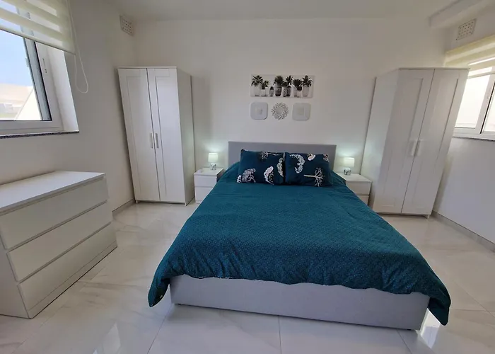 Sea View New Penthouse Terrace & Garage Parking