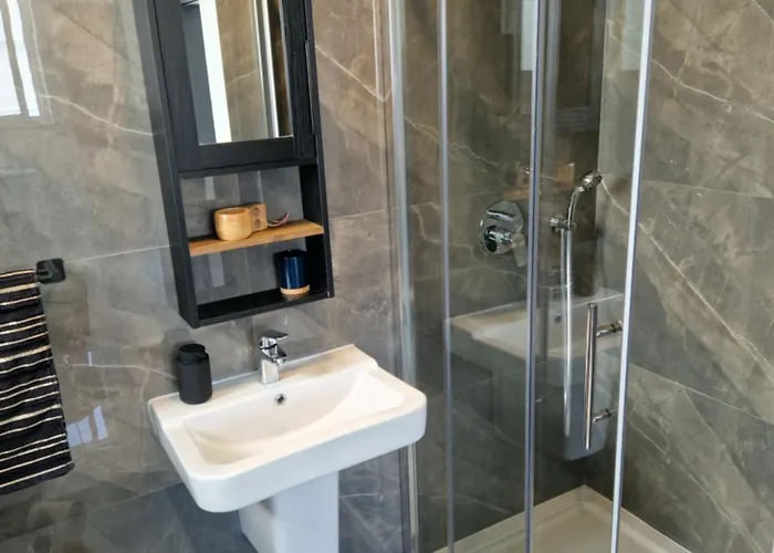 Sea View New Penthouse Terrace & Garage Parking