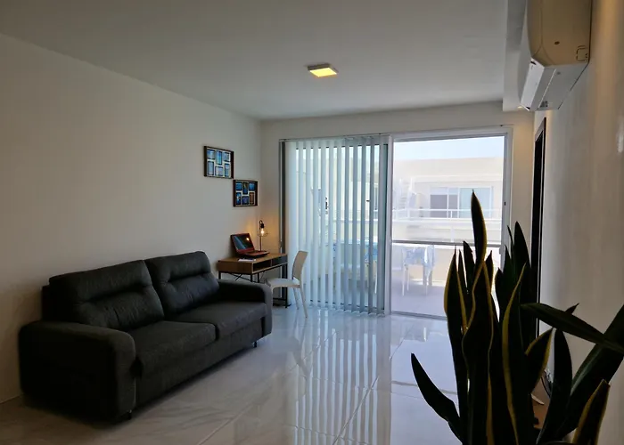 Sea View New Penthouse Terrace & Garage Parking * San Pawl il-Baħar