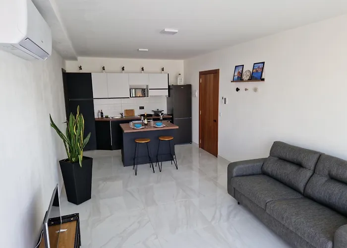 Sea View New Penthouse Terrace & Garage Parking San Pawl il-Baħar